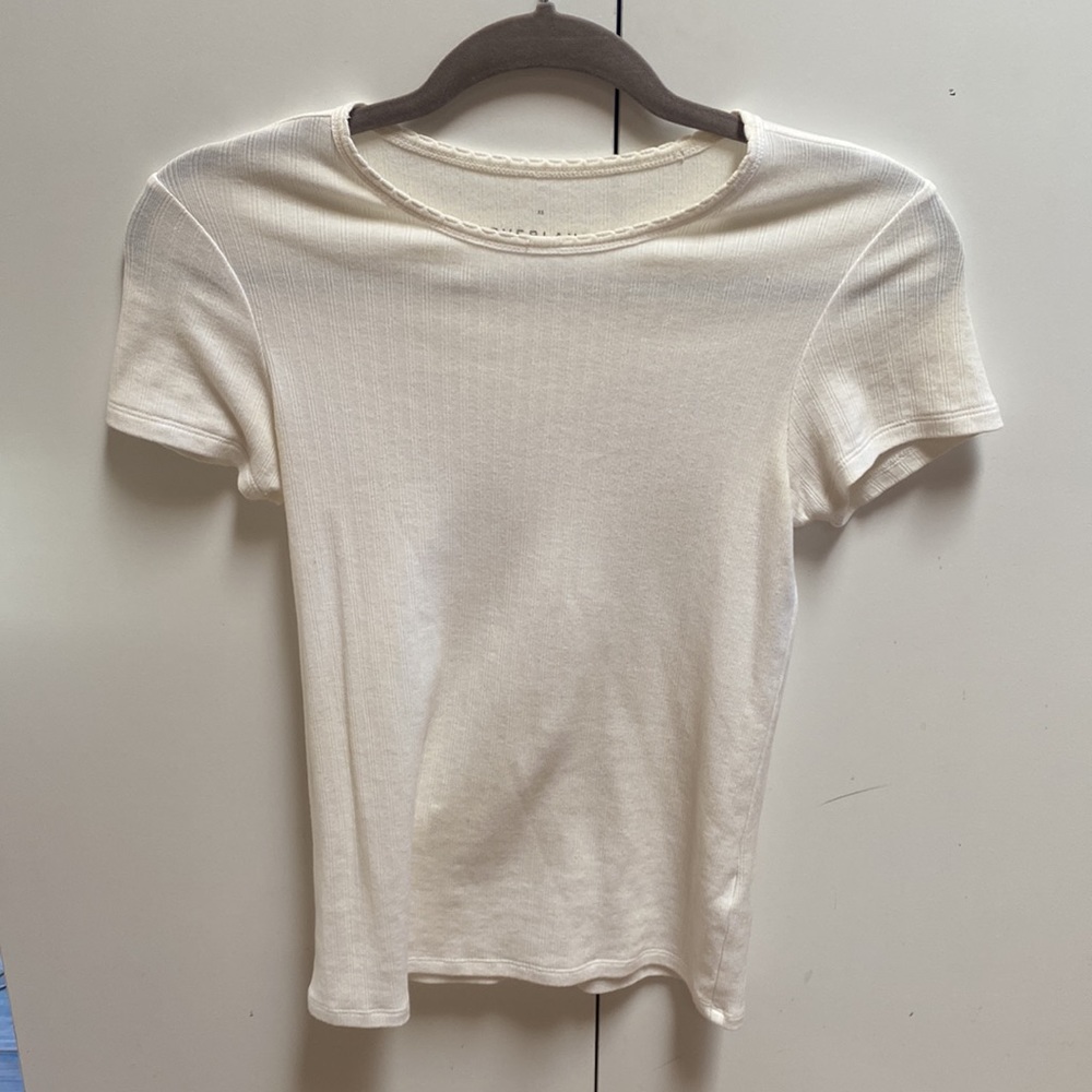Everlane baby tee
